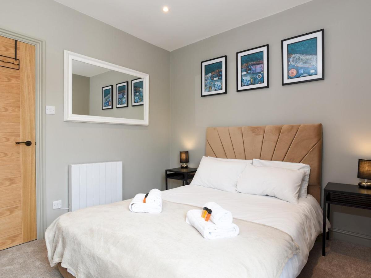 Pass The Keys Newly Refurbed 3Bed 2Bath House In Central Portsmouth Exterior photo